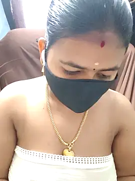 Snapshot of Tamil_Lotus chatting on February 2026 05:05:01 AM Tamil Lotus online show from February 2026 05:05:01 AM