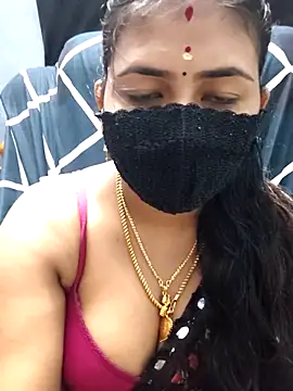 Snapshot of Tamil_Lotus chatting on February 2026 05:02:02 PM Tamil Lotus online show from February 2026 05:02:02 PM