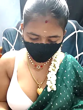Snapshot of Tamil_Lotus chatting on April 2026 05:18:01 PM Tamil Lotus online show from April 2026 05:18:01 PM
