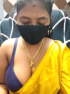 Snapshot of Tamil_Lotus chatting on May 2026 05:42:01 PM Tamil Lotus online show from May 2026 05:42:01 PM