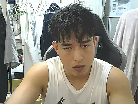 hunterXhan online show from September 2025 01:13:01 PM