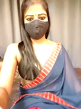 Misss-julli online show from December 2025 11:23:02 PM