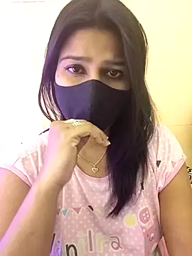 Snapshot of hoty_sonali chatting on October 2025 06:18:01 PM hoty sonali online show from October 2025 06:18:01 PM