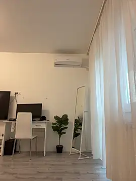 Snapshot of Sandra_Jo chatting on September 2025 05:44:01 AM Sandra Jo online show from September 2025 05:44:01 AM