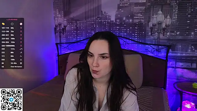 Snapshot of VanessaGrome chatting on September 2025 07:05:01 PM VanessaGrome online show from September 2025 07:05:01 PM