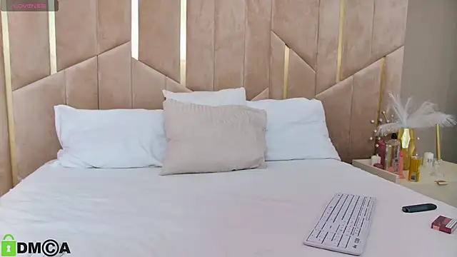 RubyVibe  online show from October 2025 03:39:02 AM