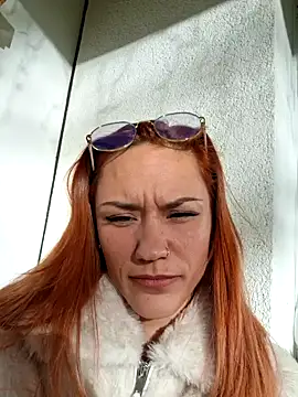 SlimBellaa online show from October 2025 01:45:01 PM