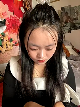 Julia-Elsa online show from September 2025 03:41:02 AM