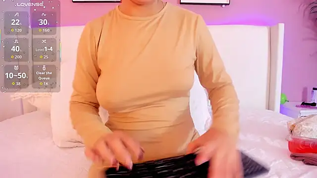  Saandy online show from April 2026 11:44:01 AM