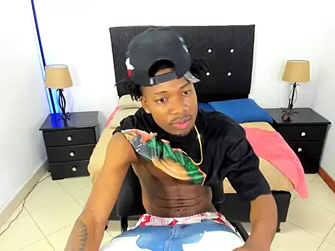 Snapshot of maikol_monstercock chatting on October 2025 04:20:02 AM maikol monstercock online show from October 2025 04:20:02 AM