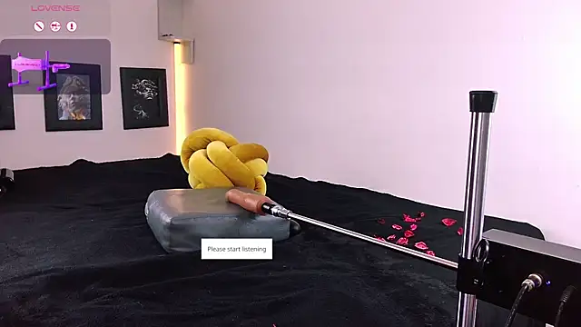 Lena Darko online show from February 2026 07:43:01 PM