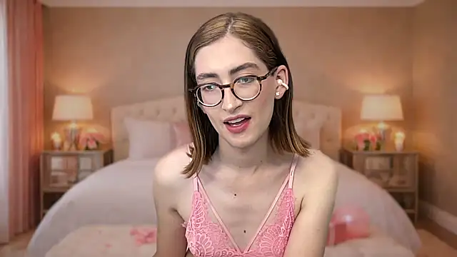 Snapshot of rousseblossom chatting on March 2026 10:24:01 PM rousseblossom online show from March 2026 10:24:01 PM