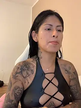 mrskarmaa online show from October 2025 03:47:02 PM