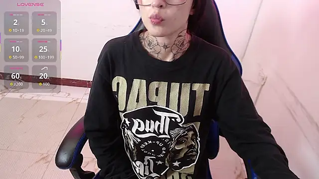 lycoris 19 online show from March 2026 10:37:02 PM