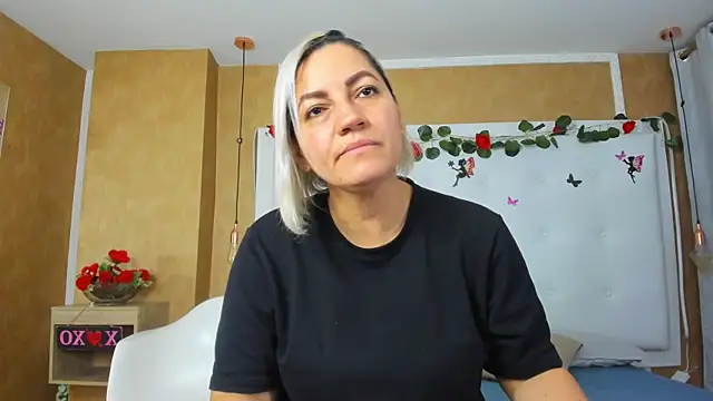 Heidy milf online show from February 2026 04:05:02 PM