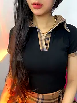 Snapshot of Sexlove_bb chatting on November 2025 04:45:02 AM Sexlove bb online show from November 2025 04:45:02 AM