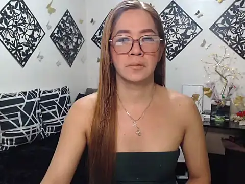 Snapshot of TheMISTRESSx69 chatting on May 2026 09:32:01 PM TheMISTRESSx69 online show from May 2026 09:32:01 PM