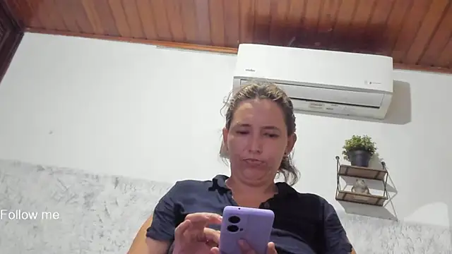 marly charm  online show from November 2025 01:38:01 AM