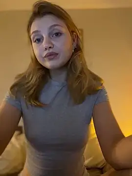 Emaline Fane online show from November 2025 07:04:01 PM