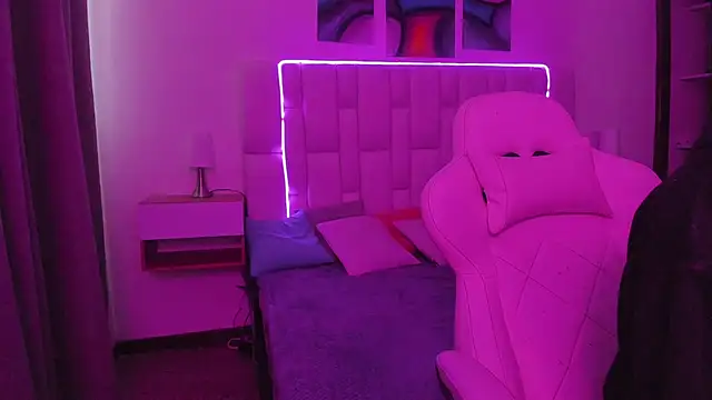 Snapshot of MilkWhore1 chatting on April 2026 07:26:02 PM MilkWhore1 online show from April 2026 07:26:02 PM