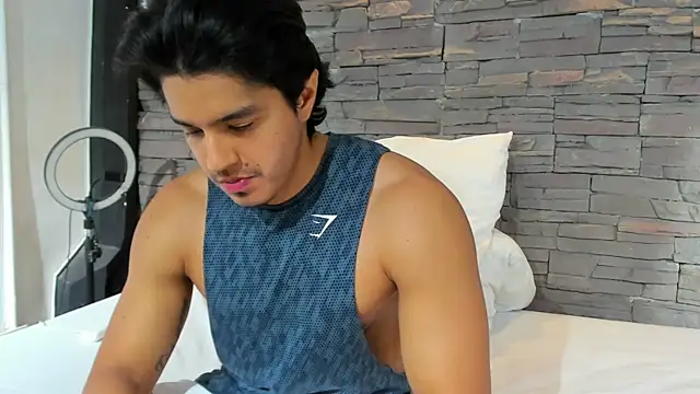 Anker Colin online show from November 2025 04:21:01 AM