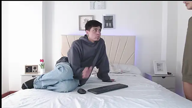 Snapshot of Sweet_paradisex chatting on November 2025 01:22:04 PM Sweet paradisex online show from November 2025 01:22:04 PM