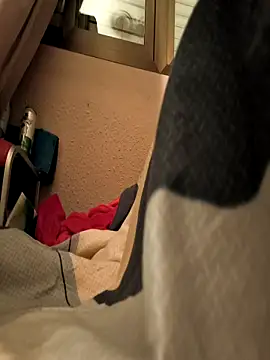 Junani2231 online show from November 2025 01:39:01 AM