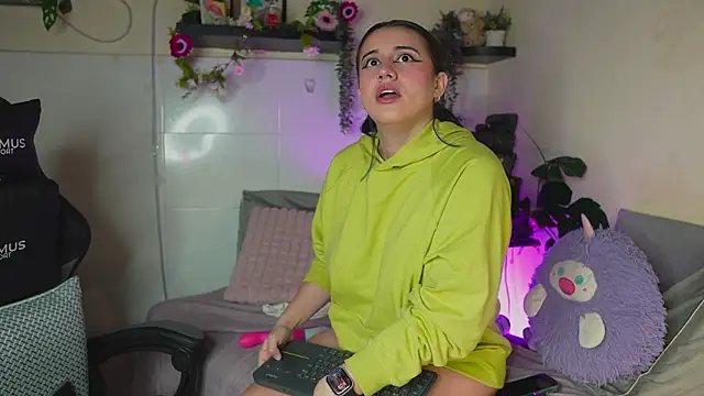 Snapshot of Lana_Herondale chatting on March 2026 02:29:01 AM Lana Herondale online show from March 2026 02:29:01 AM