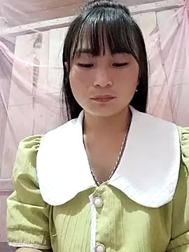 Snapshot of Sunyinn chatting on September 2025 04:56:01 AM Sunyinn online show from September 2025 04:56:01 AM