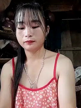 Snapshot of Sunyinn chatting on September 2025 12:32:02 AM Sunyinn online show from September 2025 12:32:02 AM