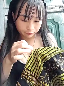 Snapshot of Sunyinn chatting on September 2025 08:29:01 AM Sunyinn online show from September 2025 08:29:01 AM