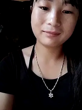 Snapshot of Sunyinn chatting on September 2025 12:48:02 AM Sunyinn online show from September 2025 12:48:02 AM