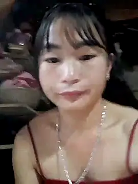 Snapshot of Sunyinn chatting on October 2025 12:08:01 AM Sunyinn online show from October 2025 12:08:01 AM