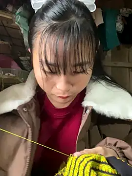 Snapshot of Sunyinn chatting on November 2025 12:56:01 AM Sunyinn online show from November 2025 12:56:01 AM