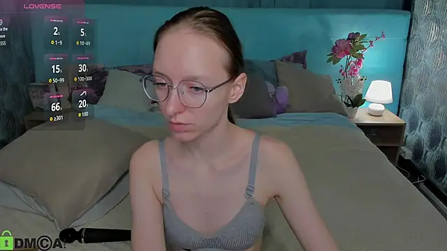 Mia E1fie online show from March 2026 11:59:01 PM