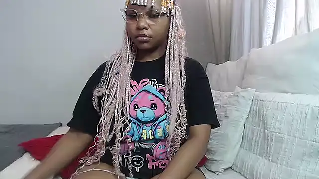 Snapshot of DarrkDeeva68 chatting on November 2025 04:44:01 AM DarrkDeeva68 online show from November 2025 04:44:01 AM