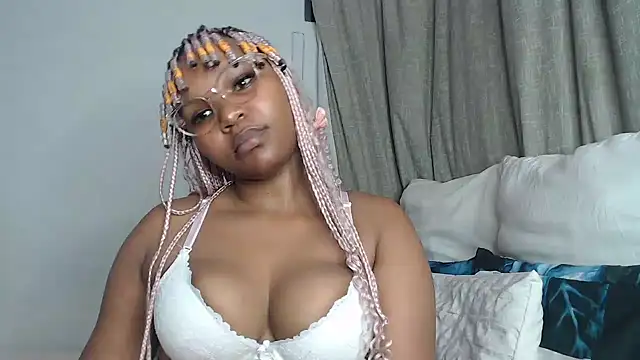 Snapshot of DarrkDeeva68 chatting on November 2025 05:01:02 PM DarrkDeeva68 online show from November 2025 05:01:02 PM