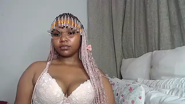 Snapshot of DarrkDeeva68 chatting on November 2025 05:48:01 PM DarrkDeeva68 online show from November 2025 05:48:01 PM