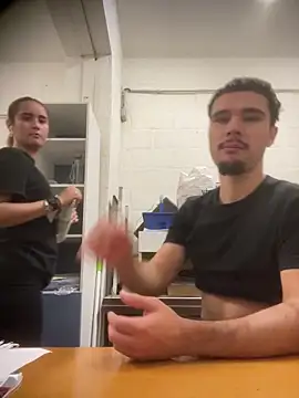 los freaky online show from October 2025 09:10:01 AM