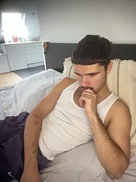 los freaky online show from October 2025 12:30:01 PM