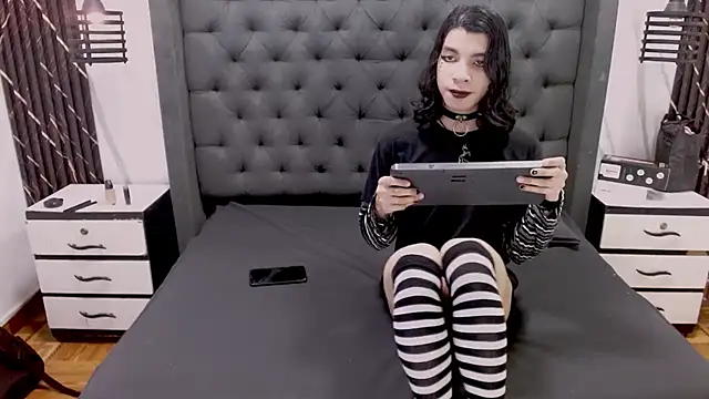 Snapshot of Atley_Dolly chatting on July 2026 11:35:02 PM Atley Dolly online show from July 2026 11:35:02 PM