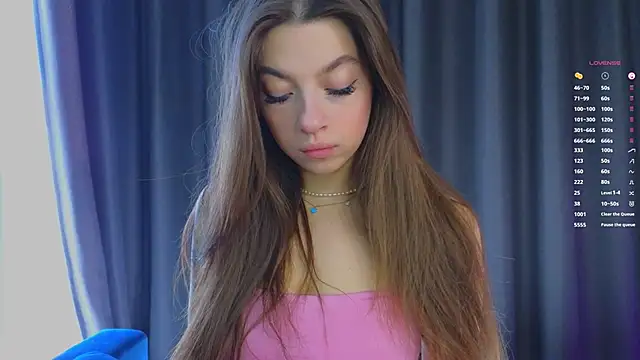 Snapshot of VirginiaHouston chatting on September 2025 06:37:01 AM VirginiaHouston online show from September 2025 06:37:01 AM