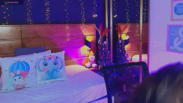 Snapshot of hanna_kimura chatting on November 2025 07:45:02 PM hanna kimura online show from November 2025 07:45:02 PM