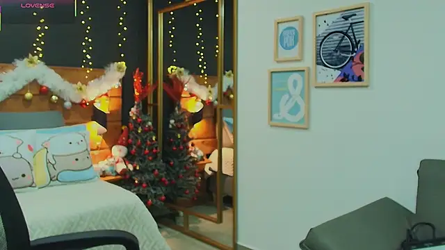 hanna kimura online show from December 2025 07:55:01 PM