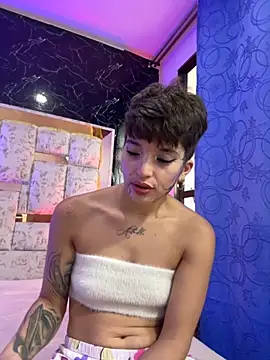 Snapshot of DayanaDG chatting on November 2025 06:19:02 PM DayanaDG online show from November 2025 06:19:02 PM