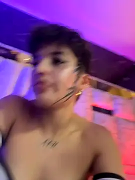 Snapshot of DayanaDG chatting on November 2025 11:04:02 PM DayanaDG online show from November 2025 11:04:02 PM