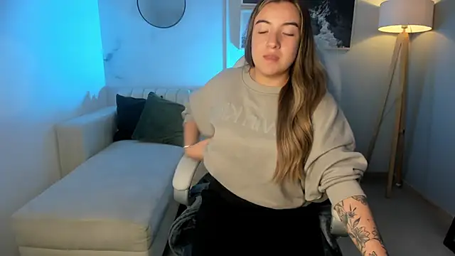 Snapshot of Vela_jade chatting on September 2025 07:15:01 PM Vela jade online show from September 2025 07:15:01 PM