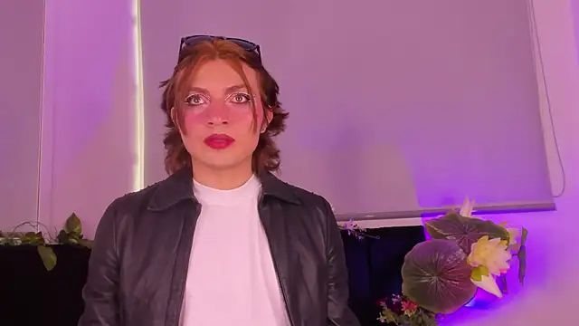 Snapshot of Tommy_Lovee chatting on September 2025 01:11:02 PM Tommy Lovee online show from September 2025 01:11:02 PM