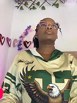 kendra smiitch online show from February 2026 03:36:02 AM