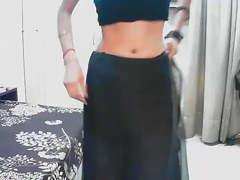 Snapshot of elize__ chatting on October 2025 02:31:01 AM elize   online show from October 2025 02:31:01 AM